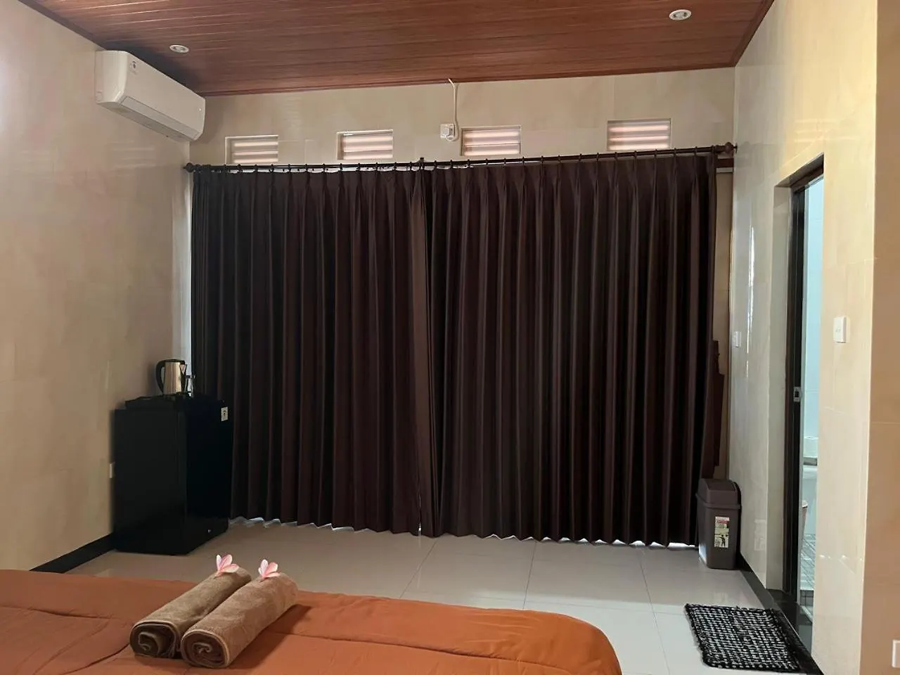 Homestay Ajirai House Apartment Ubud  Indonesia